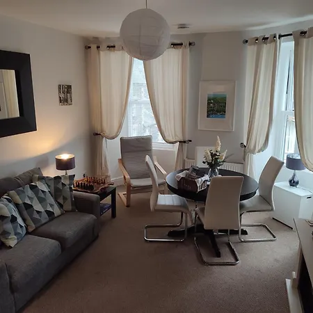 Apartment Bower House